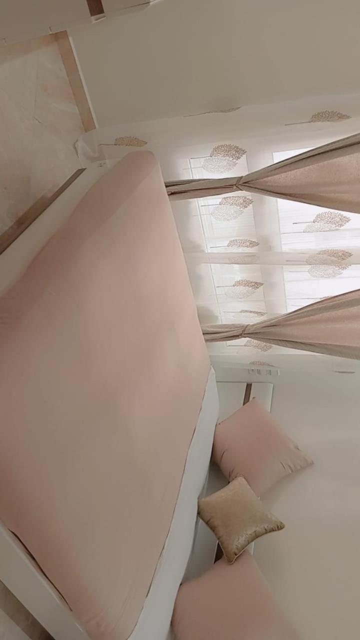 Superbe Appartement En Residence Balneaire 부즈니카 외부 사진